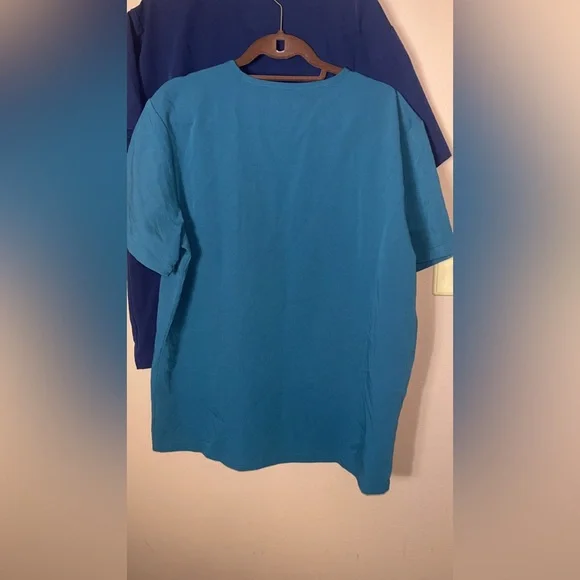 Set (2) Figs Men's Techical Collectiom Navy Short Sleeve Shirts #L00 - Picture 8 of 14